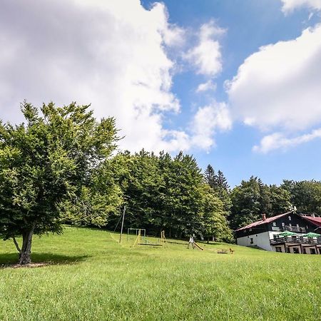 Planinski Dom Na Kalu Bed and Breakfast Dol pri Hrastniku Esterno foto