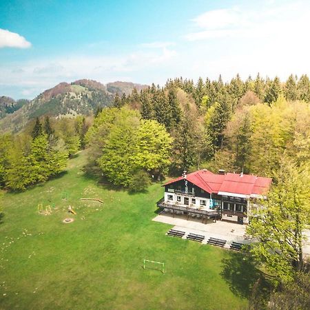 Planinski Dom Na Kalu Bed and Breakfast Dol pri Hrastniku Esterno foto