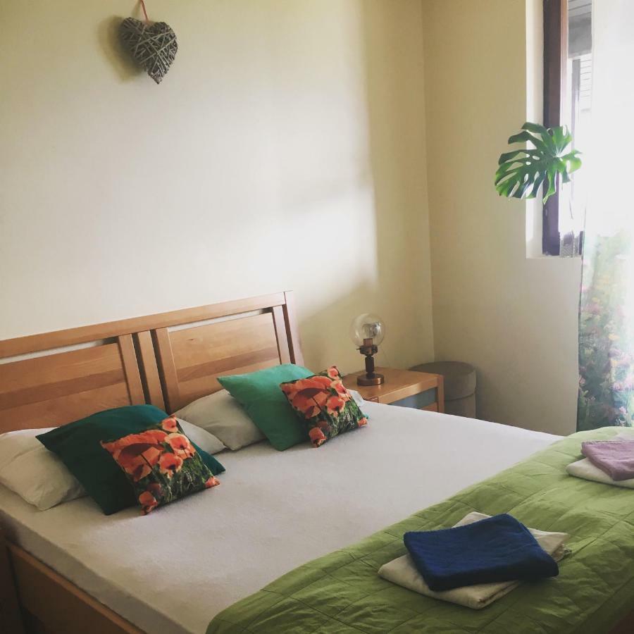 Planinski Dom Na Kalu Bed and Breakfast Dol pri Hrastniku Esterno foto